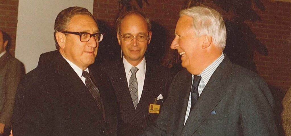 Schwab Kissinger
