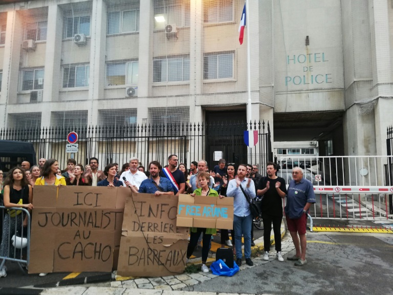 Mediavrijheid: Frankrijk en zes Europese staten bundelen hun krachten om het bespioneren van journalisten toe te staan